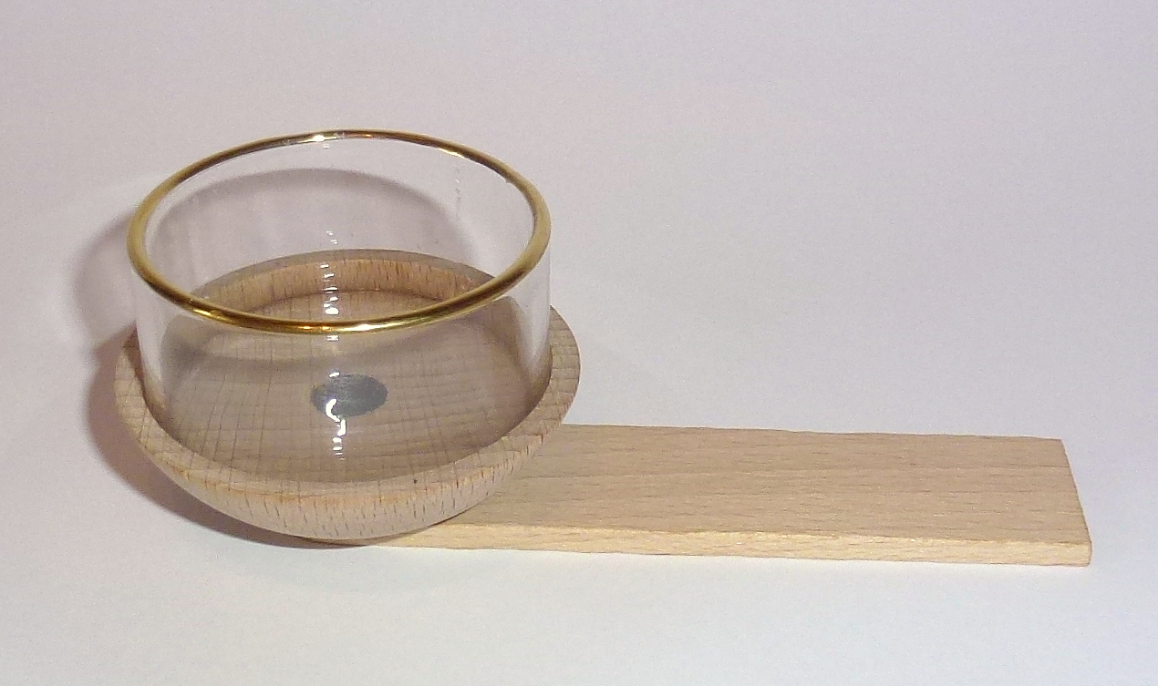 Teelichttülle mit Glaseinsatz und Tüllenhalter